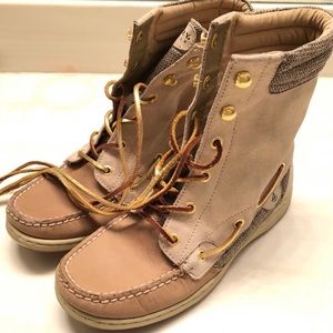 Sperry Topsider Boots!!
